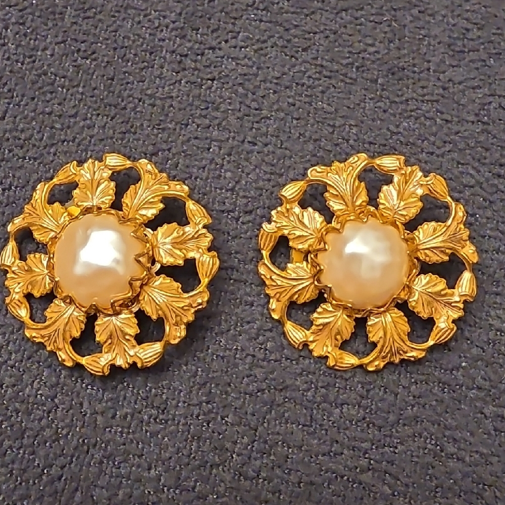 Miriam Haskell Gold Leaf Earrings with Pearl Center